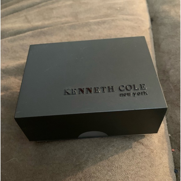 Cuff Links - Picture 4 of 4